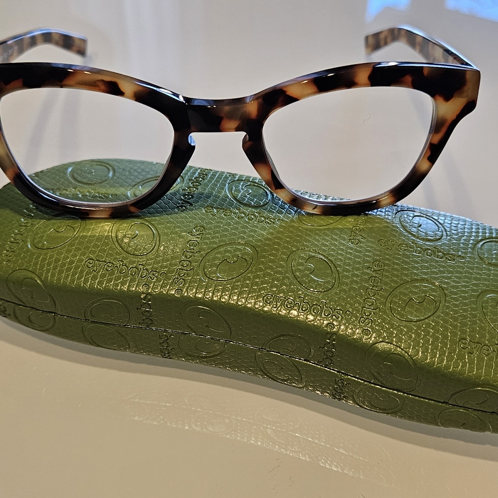 Eyebobs Tortoiseshell Cat Eye Glasses 2.50+